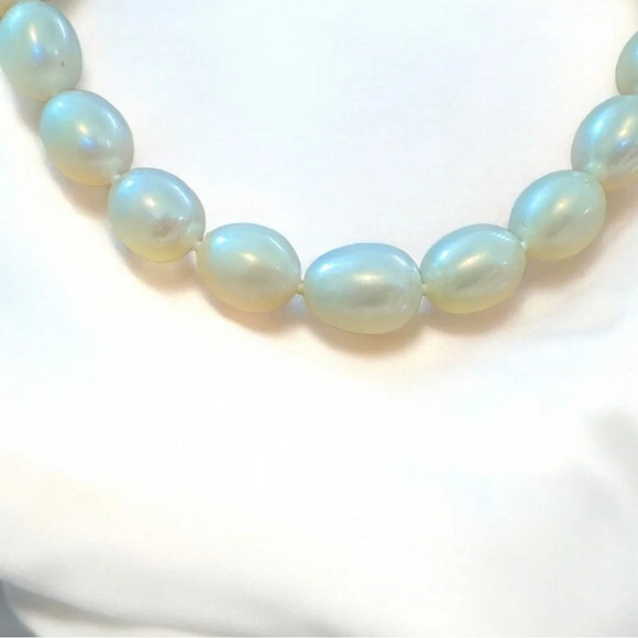 Honora Sterling Silver Graduated Freshwater Pearl Necklace - Picture 5 of 6